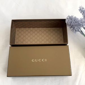 Gucci small gift box, OS, bronze